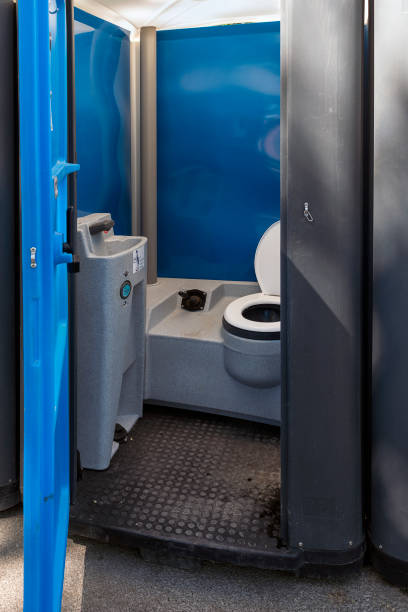 Best High-end porta potty rental  in Red Bank, TN