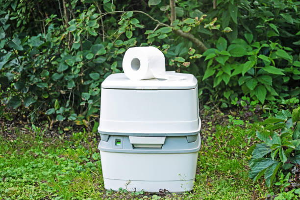 Best Portable restroom trailer rental  in Red Bank, TN